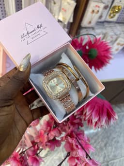 ROSE GOLD WATCH STACK
